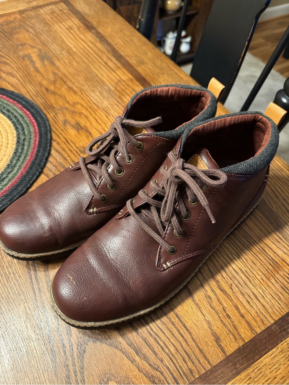 Skechers Men's Chestnut Brown Leather Chukka Boots